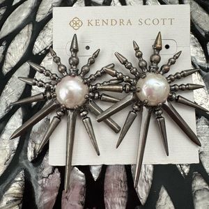Kendra Scott Gun Metal and Pearl Earrings